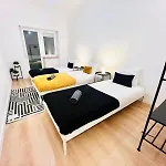 Luxury In Lisbon, Perfect For Tourists Hostel Lissabon