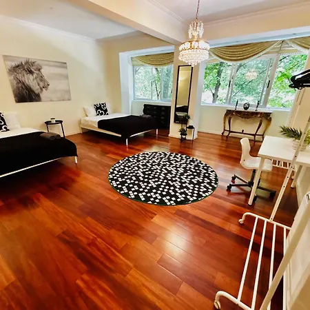 Luxury In Lisbon, Perfect For Tourists Albergue